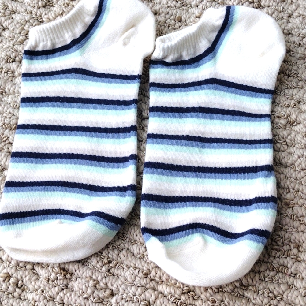 Woman's sock bundle - Picture 5 of 15